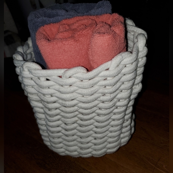 Origin 21 White Rope Basket - Picture 6 of 7